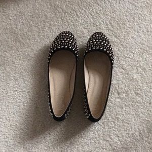 Black and gold flats
